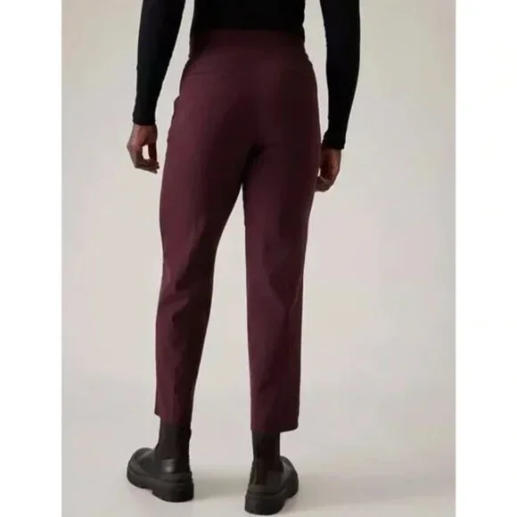 Athleta Endless High Rise Pant NWT in Spiced Cabernet - Picture 3 of 4